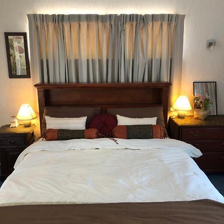 A Cozy Room With It'S Own Privacy Upper Hutt Zewnętrze zdjęcie